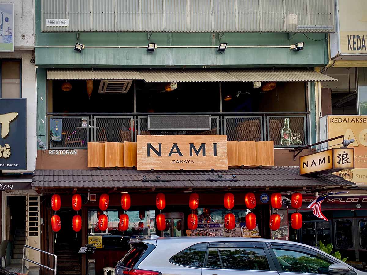 Nami Izakaya - Storefront