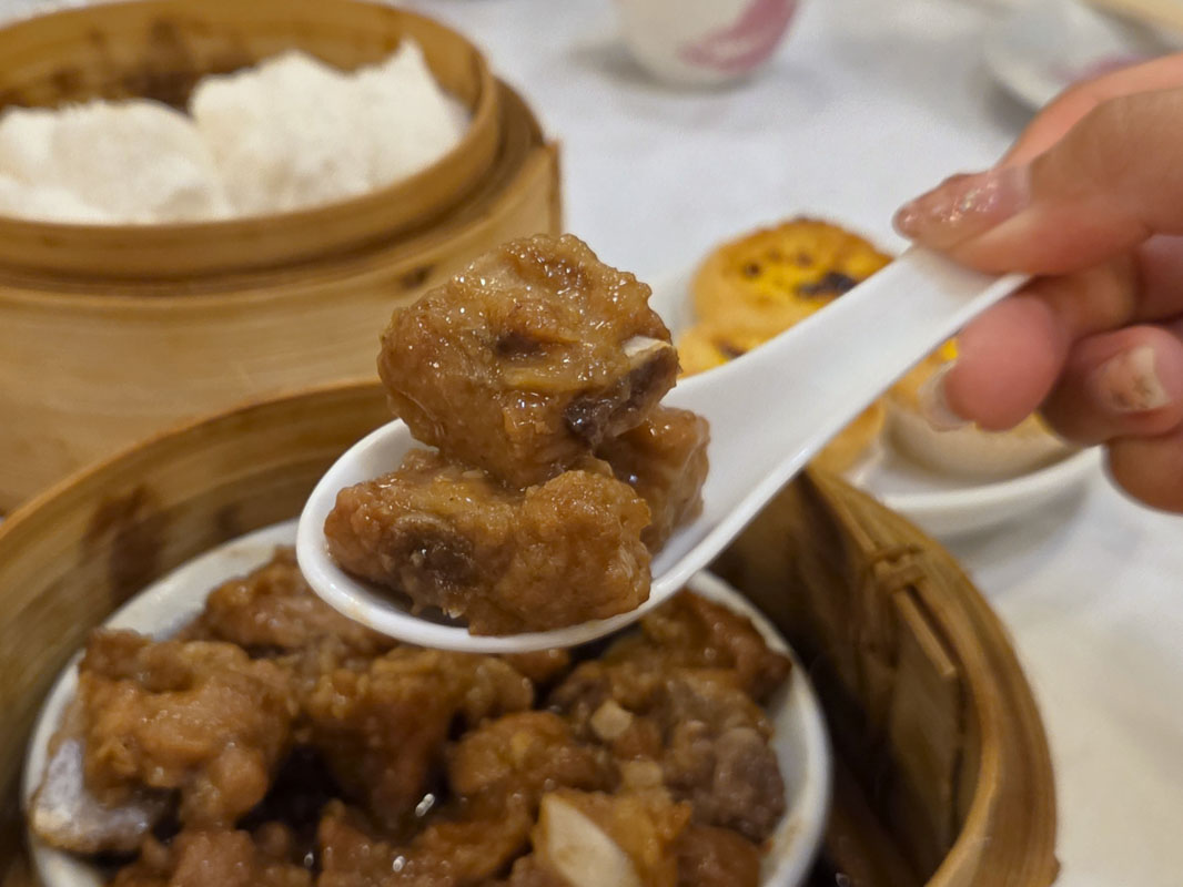 luk yu tea house - pork ribs closeup