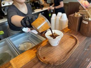Aifo Kato - Espresso Pour