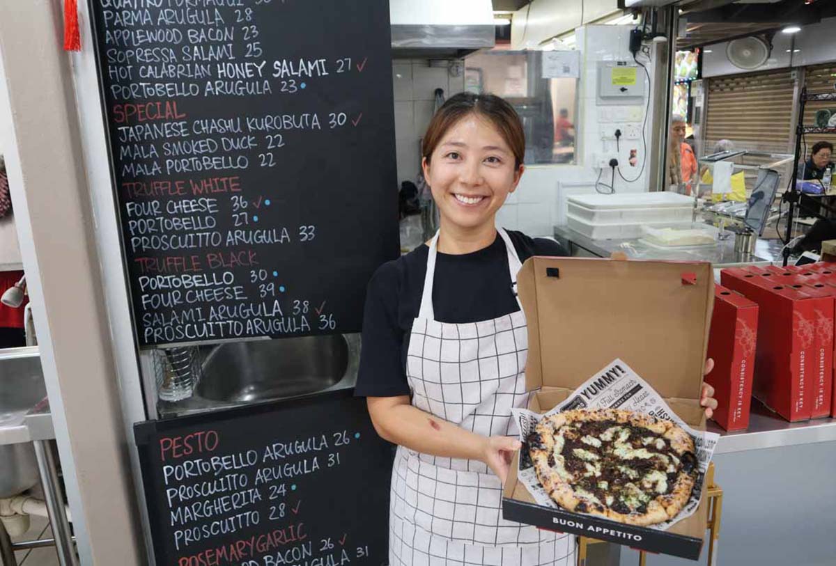 chomp chomp new entrants - pizza stall owner