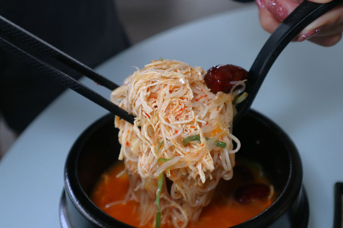 OMMA Chicken soup - mee sua
