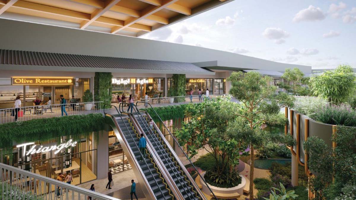 Coalfields Retail Park - Escalator