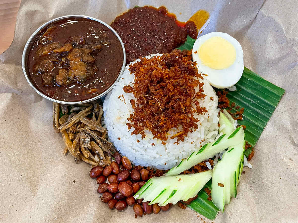 Nasi Lemak Shop - Nasi lemak sambal kerang
