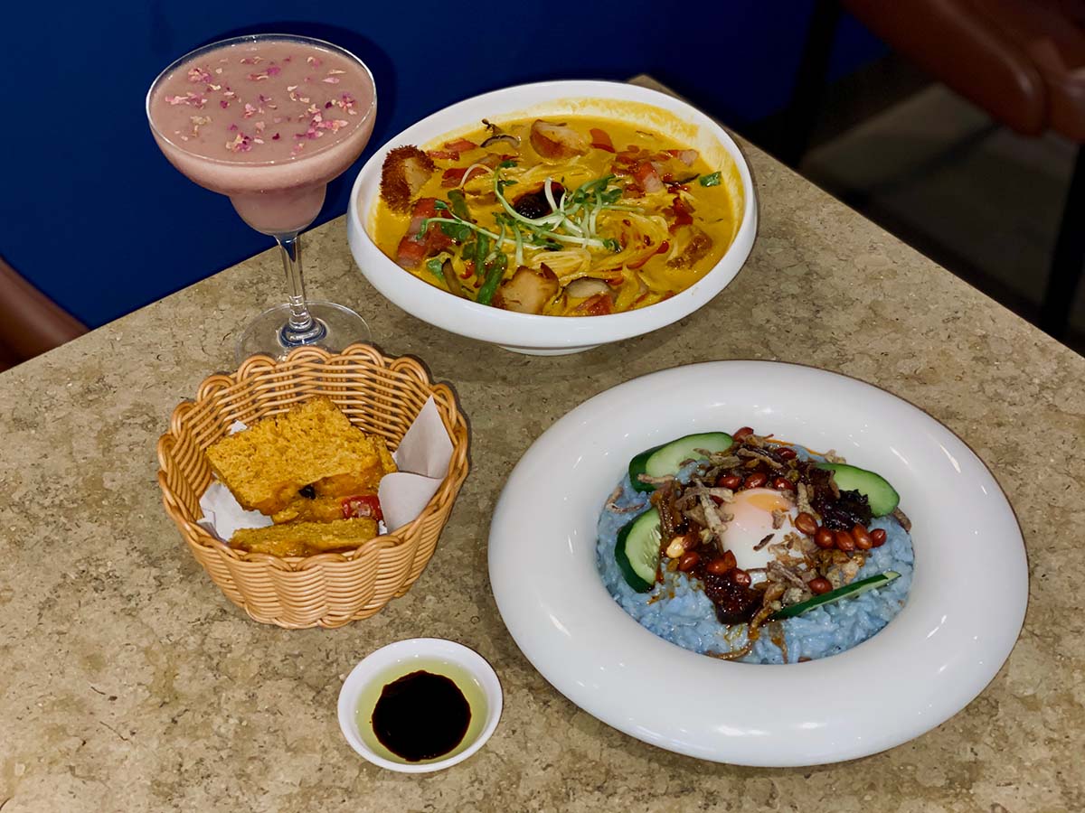 Roots Bangsar - Food & drinks