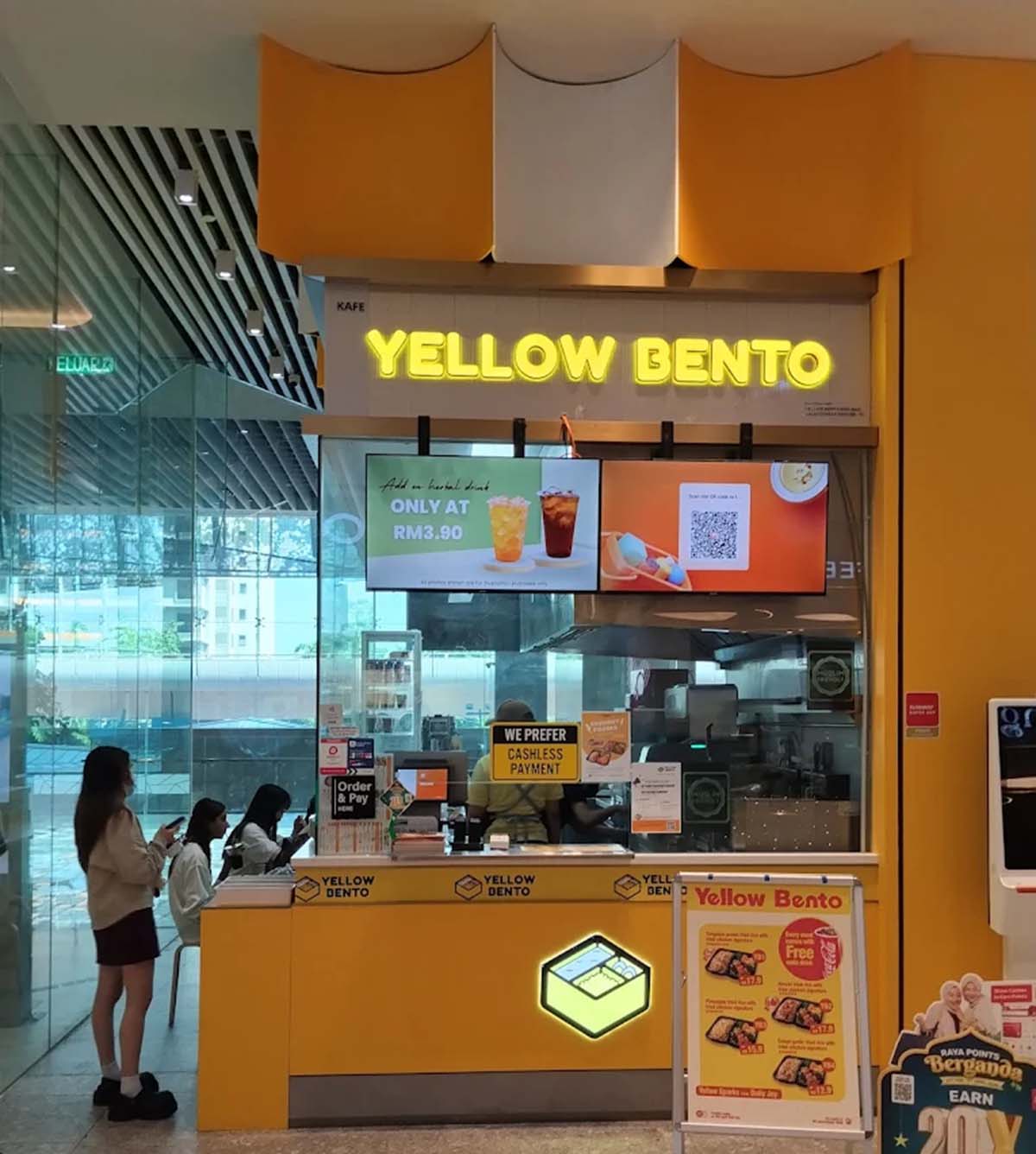 Yellow Bento - Storefront