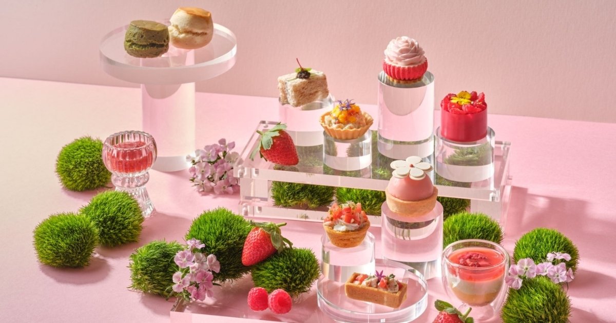 12 best afternoon high teas in Singapore - Lobby Lounge at Singapore Marriott Tang Plaza Hotel