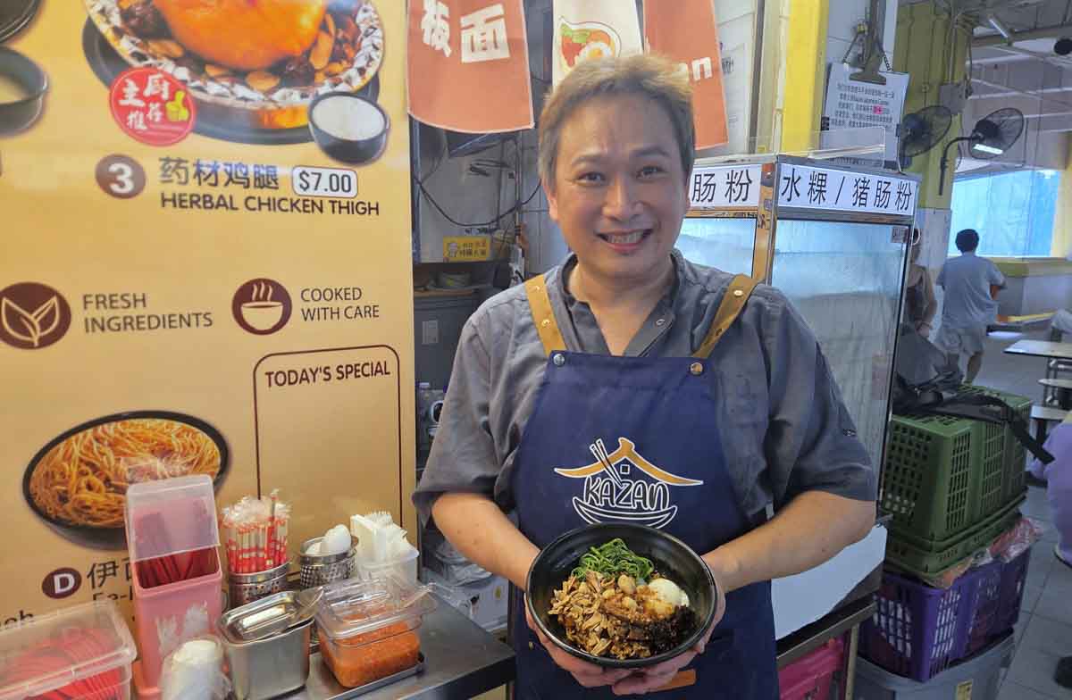 Kazan Cuisine - stall owner