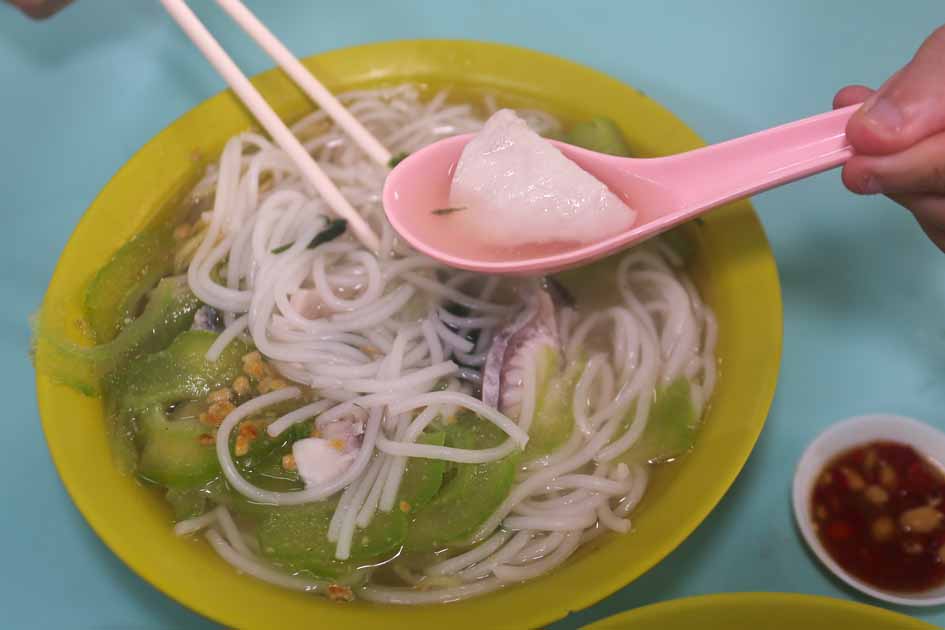 fan ji bittergourd fish soup - fish slice