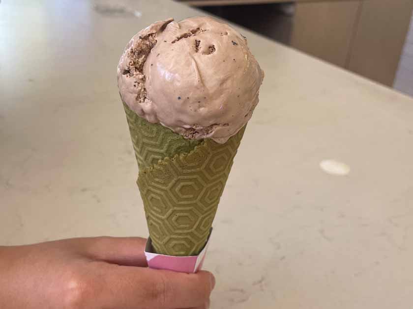 Lau Pa Sat - creme & cone ice cream