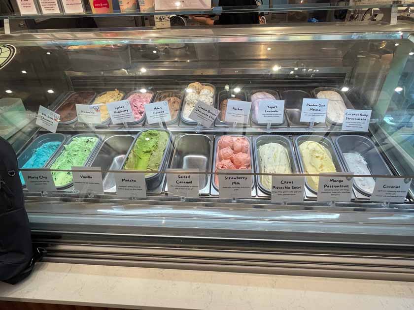 Lau Pa Sat - creme & cone flavours