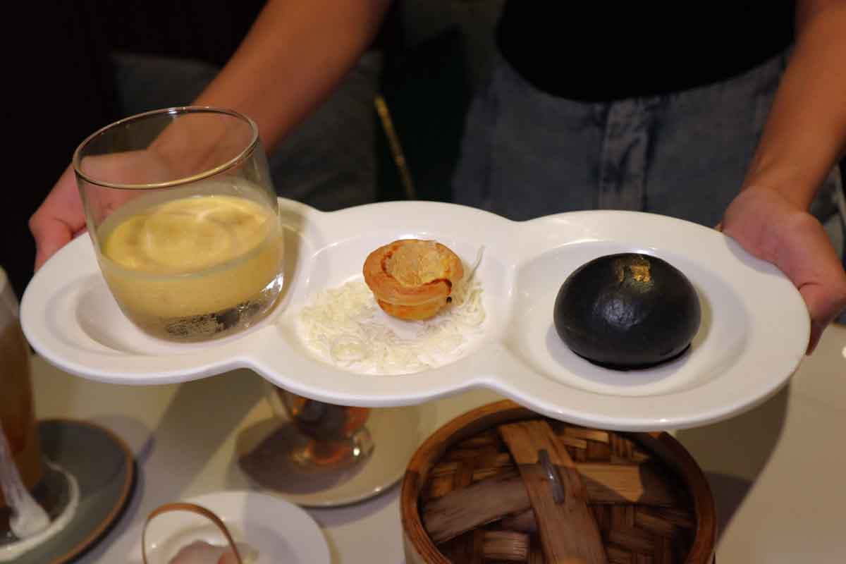 loong dim sum - dessert course