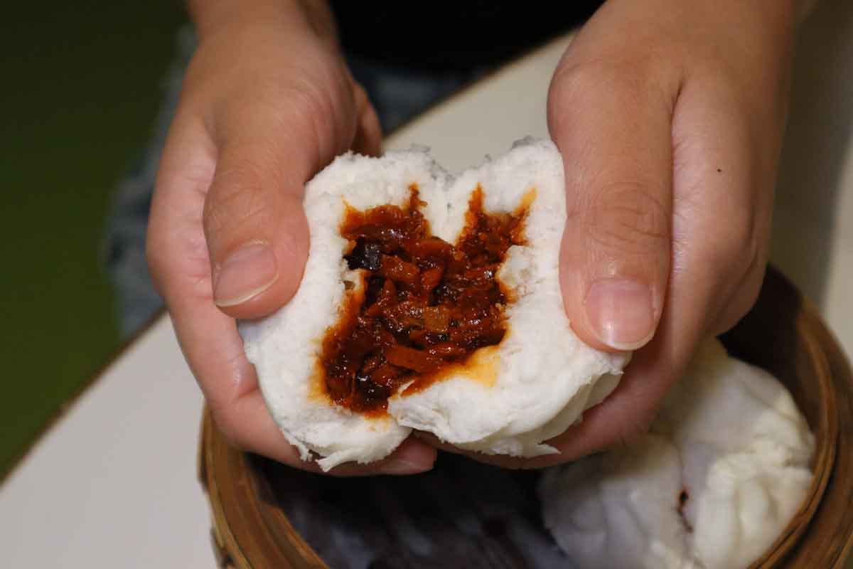loong dim sum - char siew bao