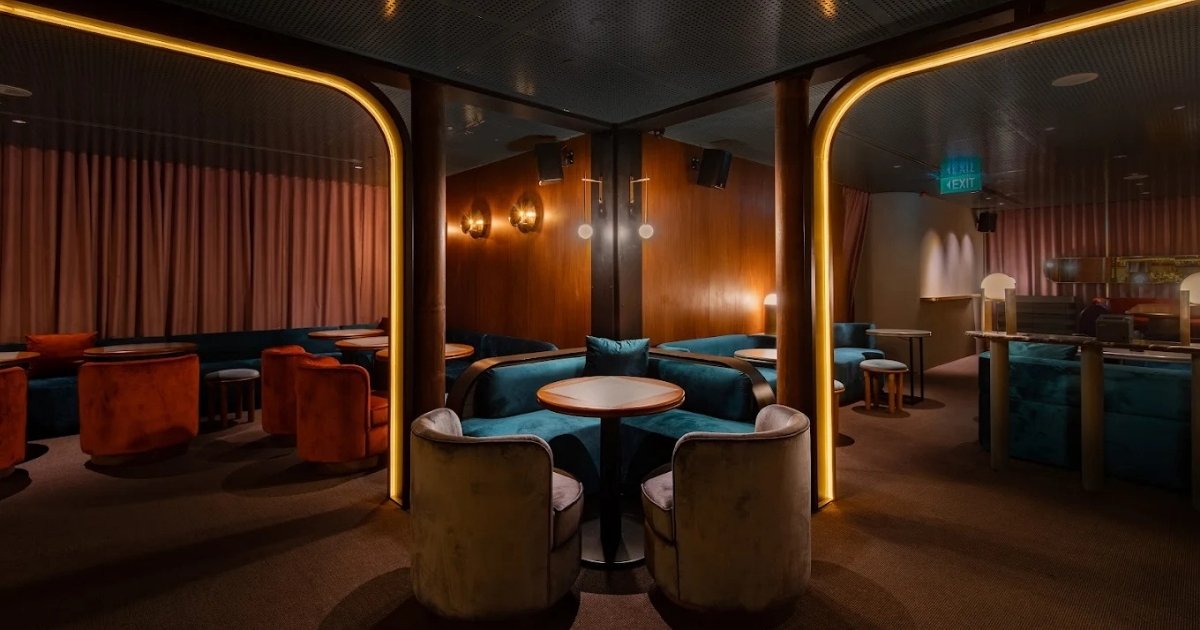 best cocktail bars in Singapore - Jigger & Pony ( exterior image)