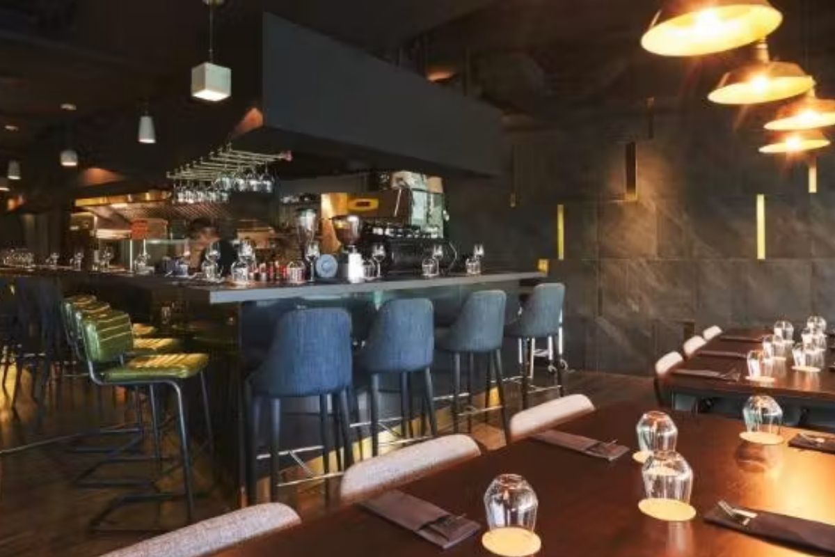 best steaks singapore - fat belly steakhouse interior