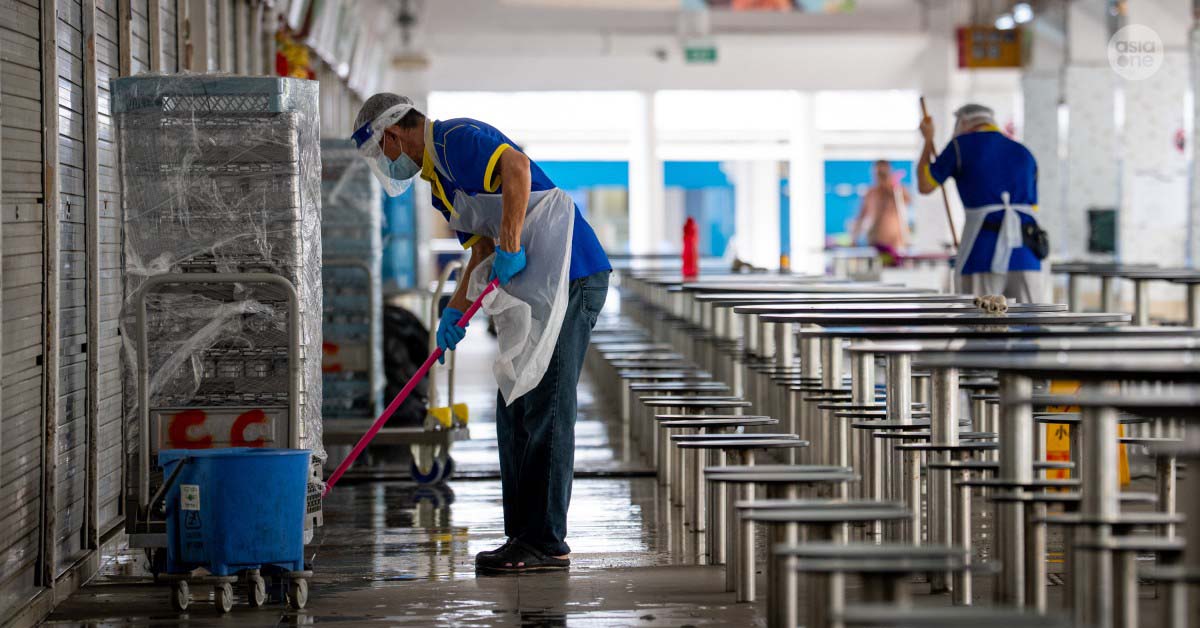 blk 216 bedok food centre reopens - deep cleaning