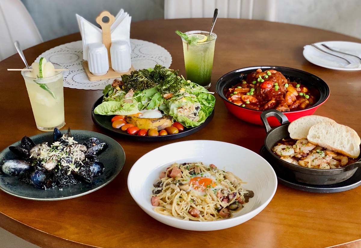 Pentos & Basil - Food & drinks