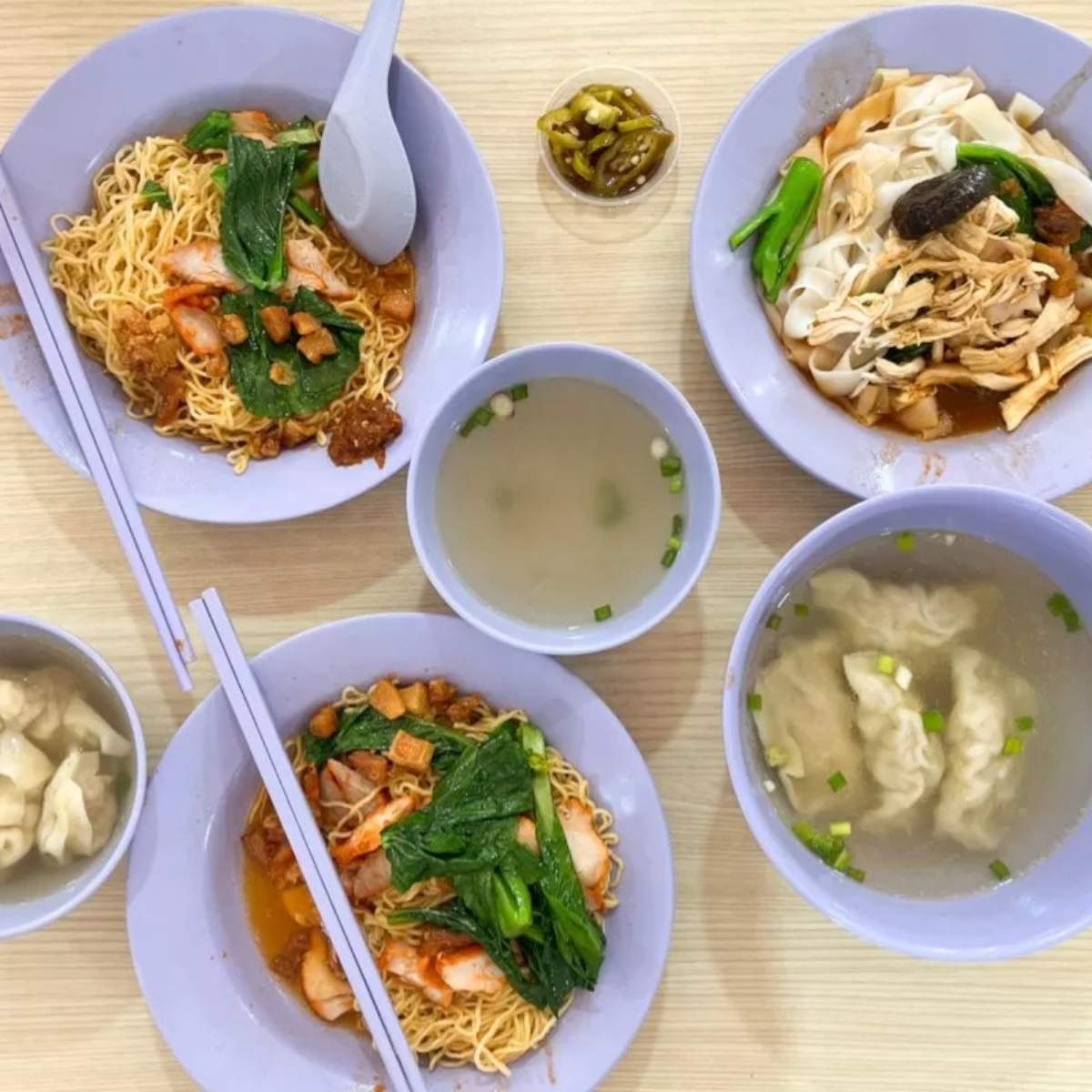 yong chun wanton noodle - feature image
