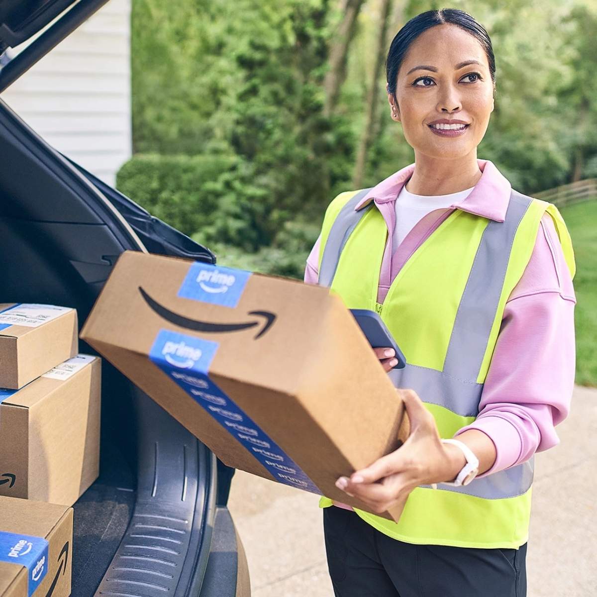 Amazon Singapore - feature image
