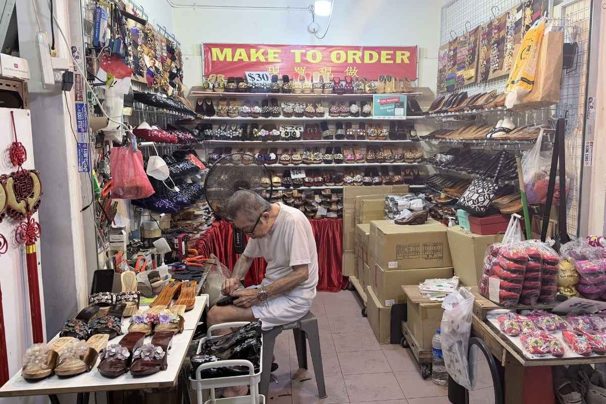 Chinatown Complex - Peranakan Sandals
