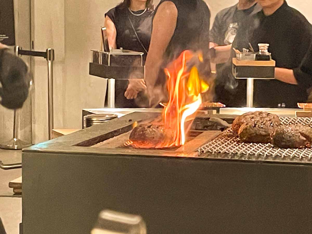hikiniku to come - meat grilled