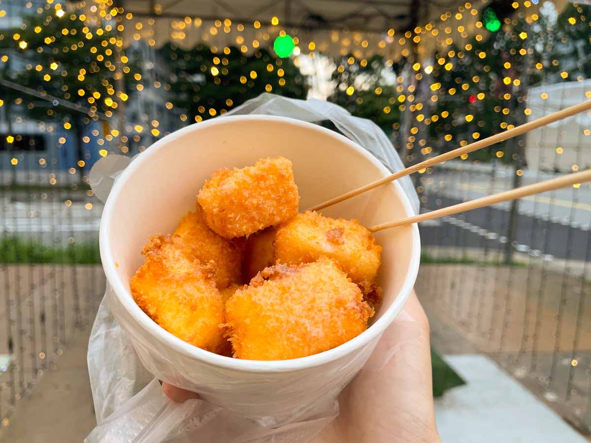 choa chu kang pasar malam - taiwanese stall fried milk