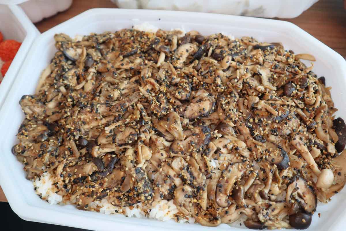 caterwow - mushroom rice