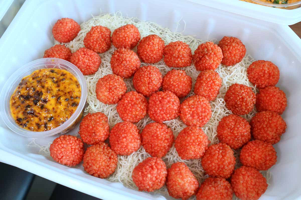 caterwow - lychee ball