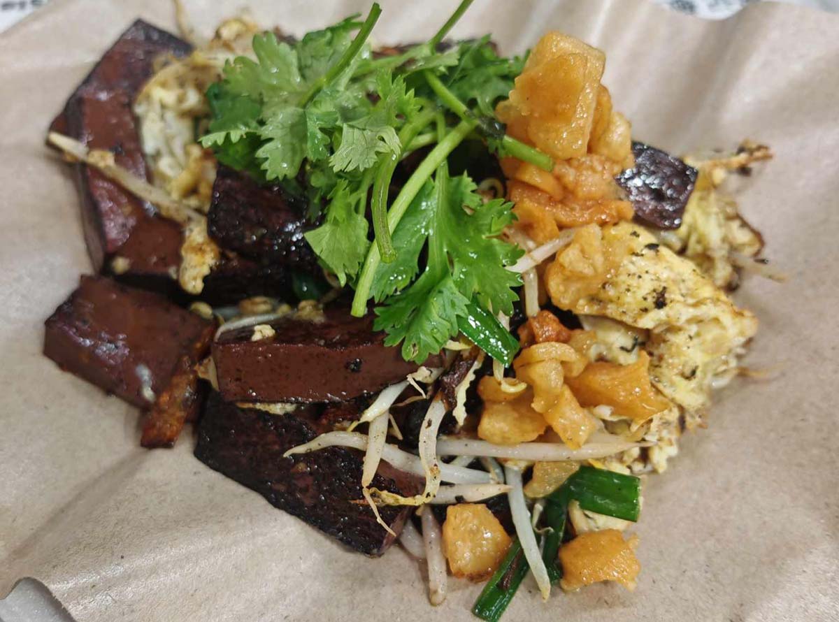 liang ji pigs blood - fried pig's blood
