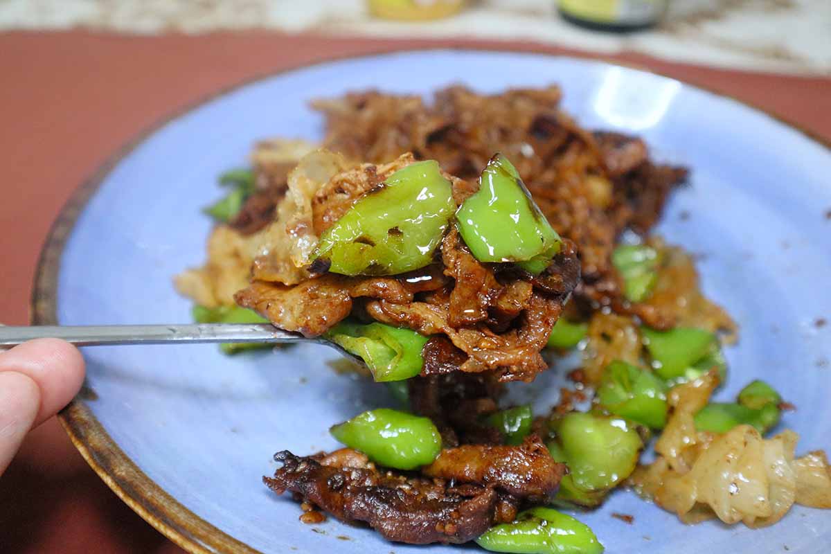 how to recreate hunan pork - closeup on dish