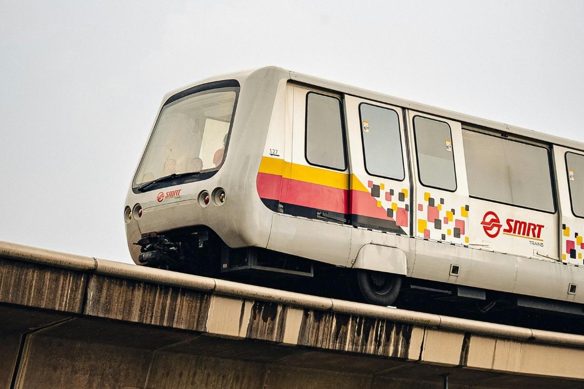 Singapore Public Transport - exterior image of MRT