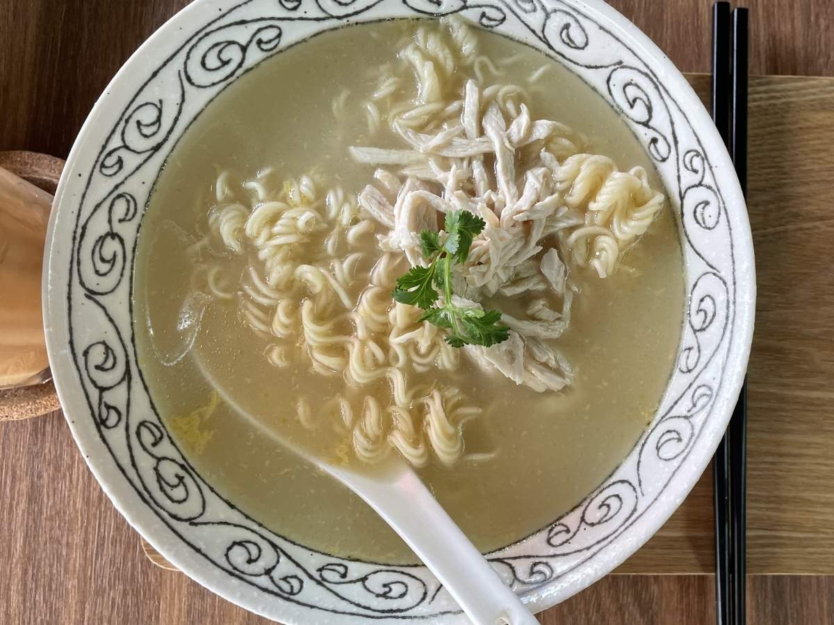 authentic hk food - tai cheong shredded chicken noodle