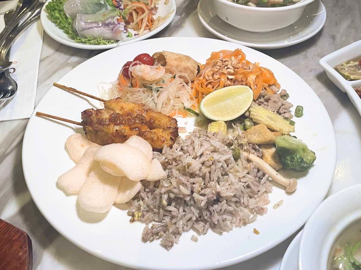 bangkok jam thai buffet - spread of dishes