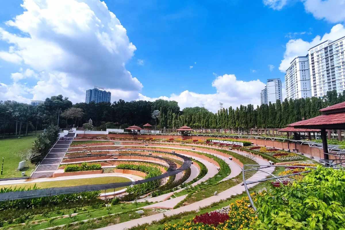 Permaisuri Lake Gardens - Laman Iskandar Puteri