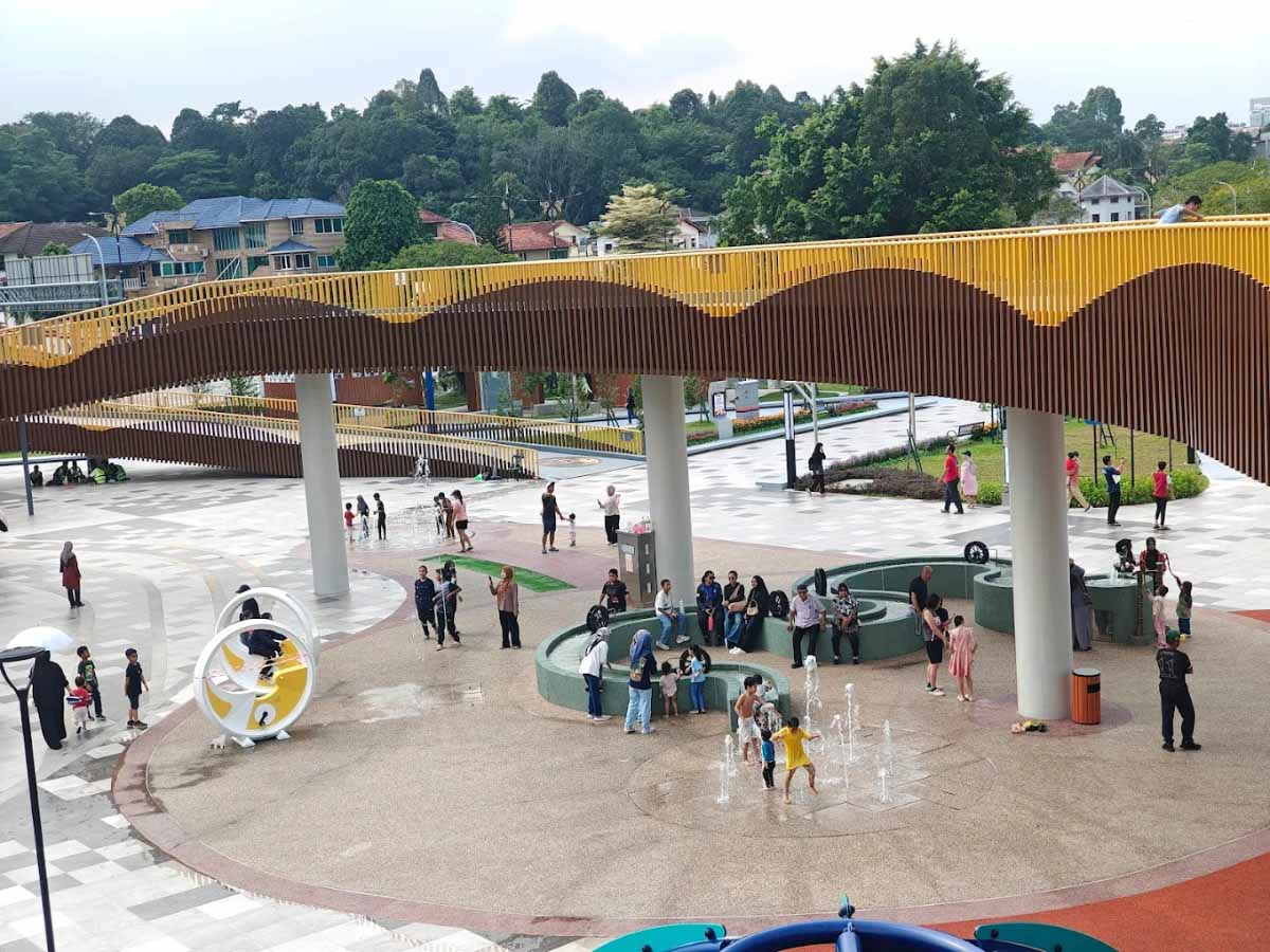 Danga Park JB - Water fountains