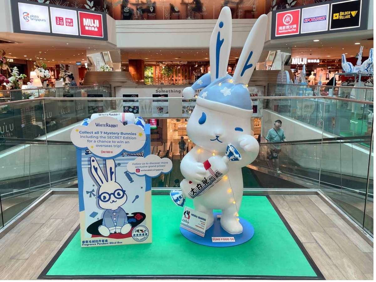 white rabbit pop up store plaza sing - outside