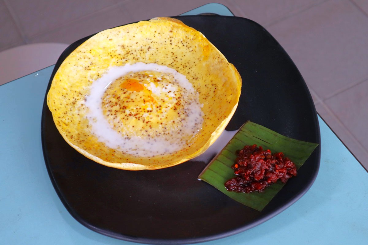 the ceylonese affair - pepper appam