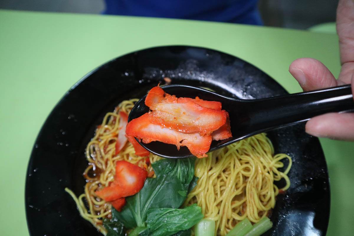 dunman wanton mee showdown - joo chiat ah huat char siew