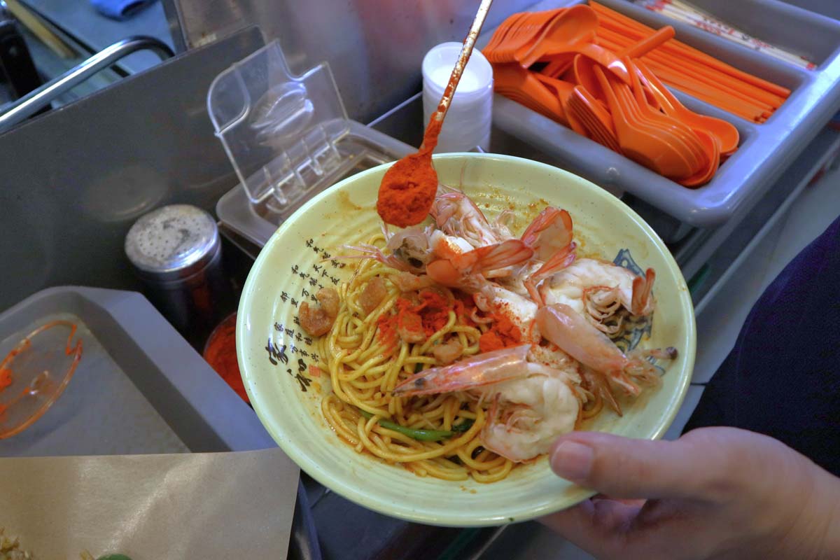 24-hour hokkien mee spot - curry powder