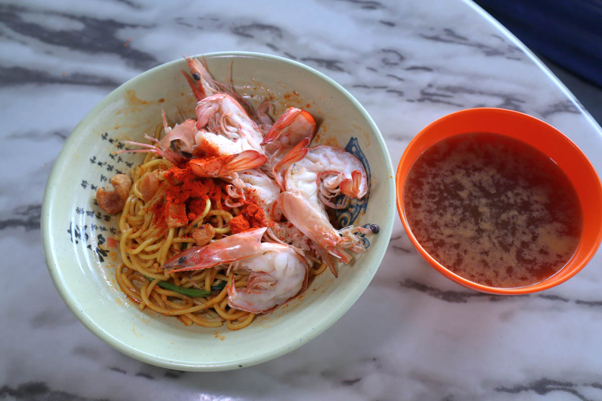24-hour hokkien mee spot - prawn noodles