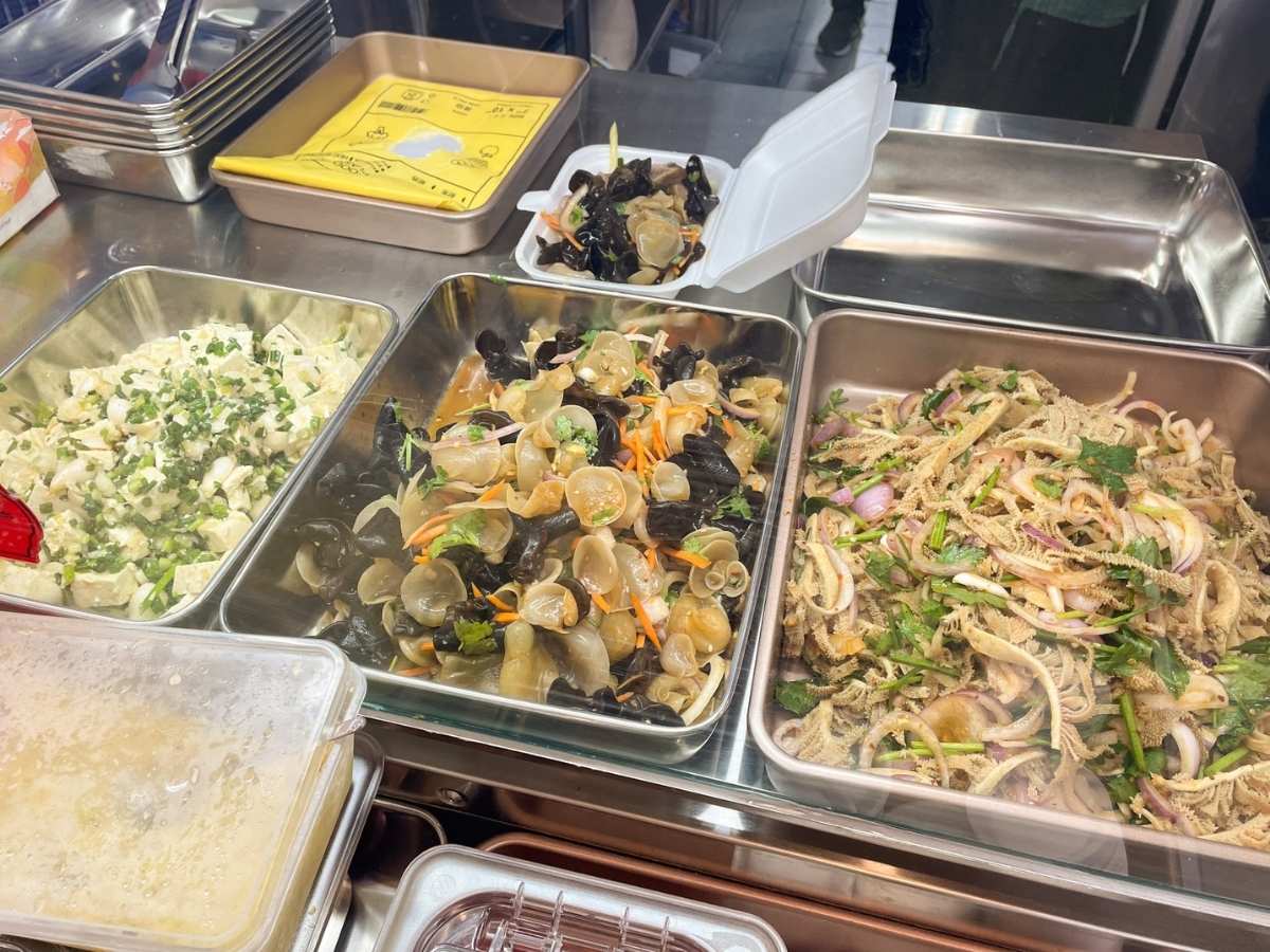 lorong 7 speciality noodles & cold dishes - mixed black fungus1