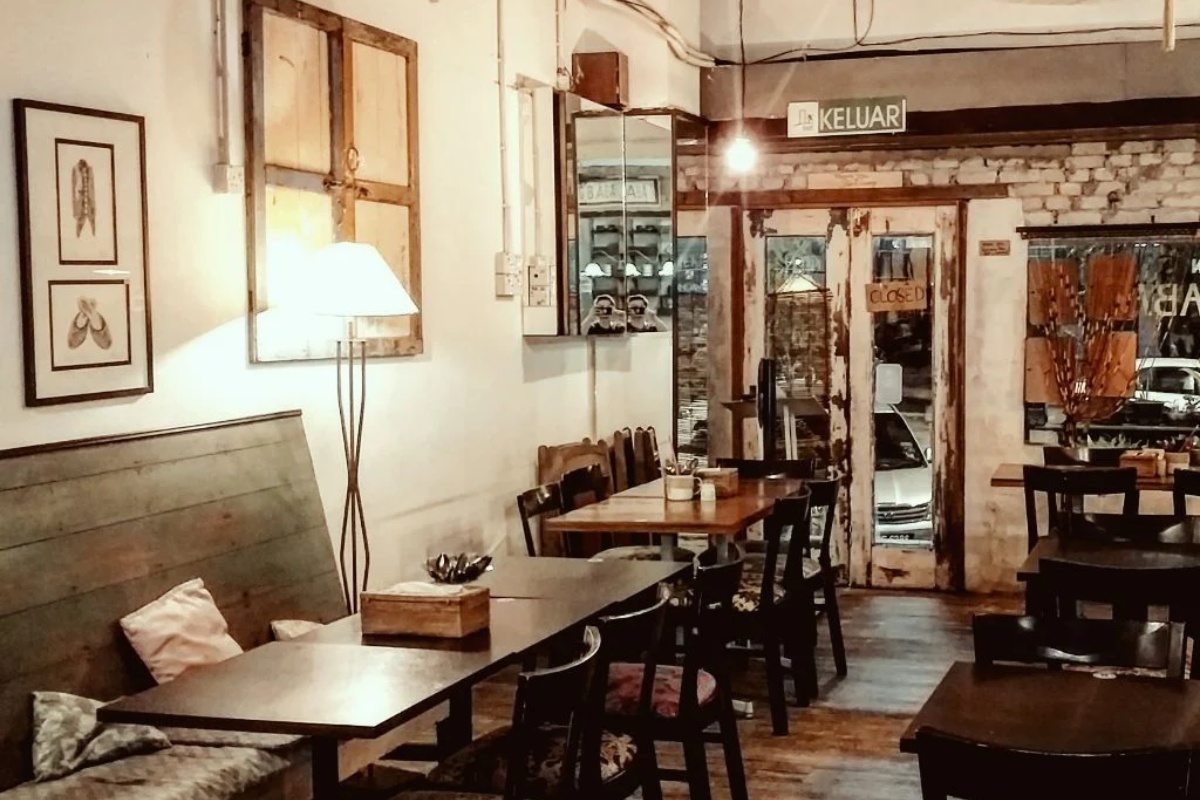 Big Baba - Interior
