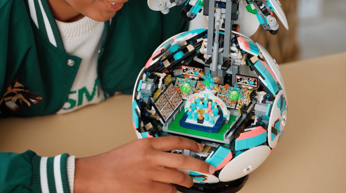 Lego editions football set