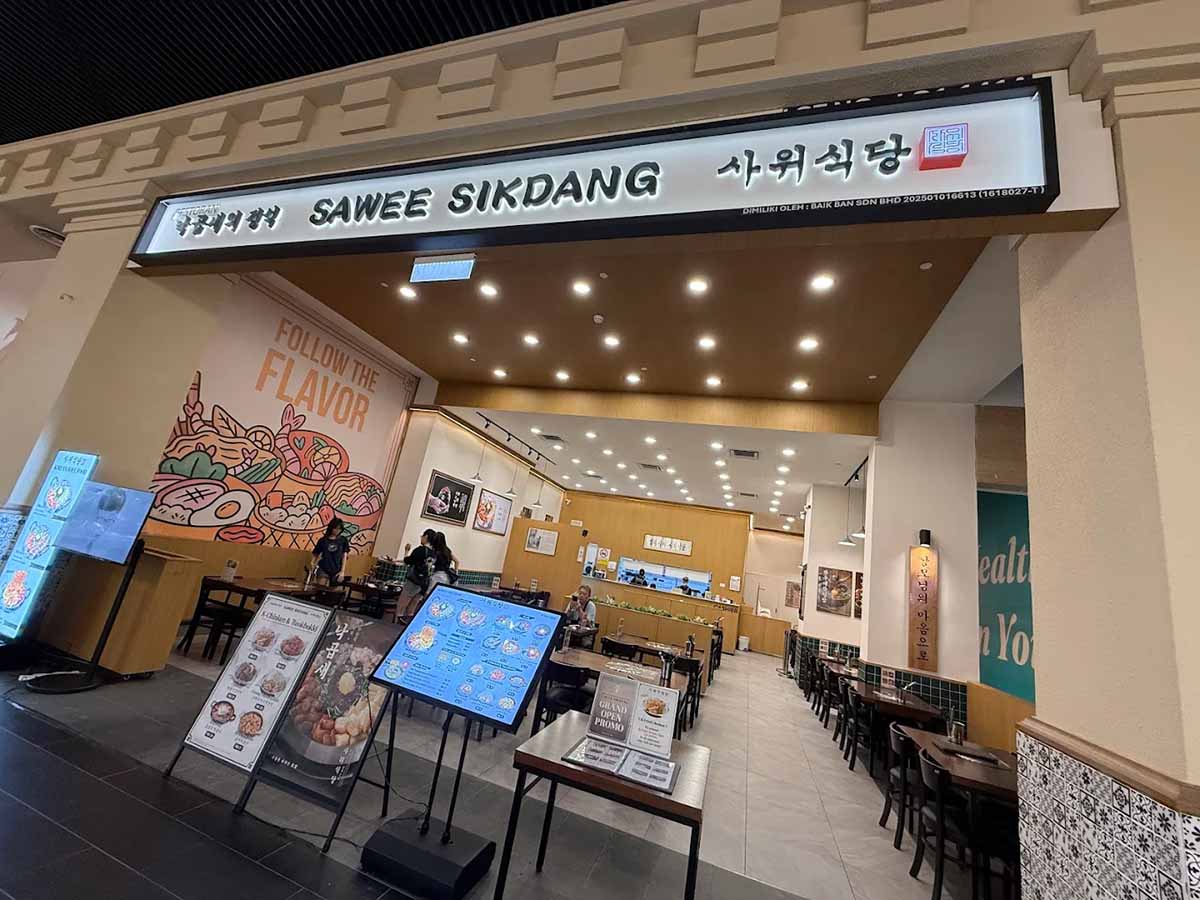 Sawee Sikdang - Storefront