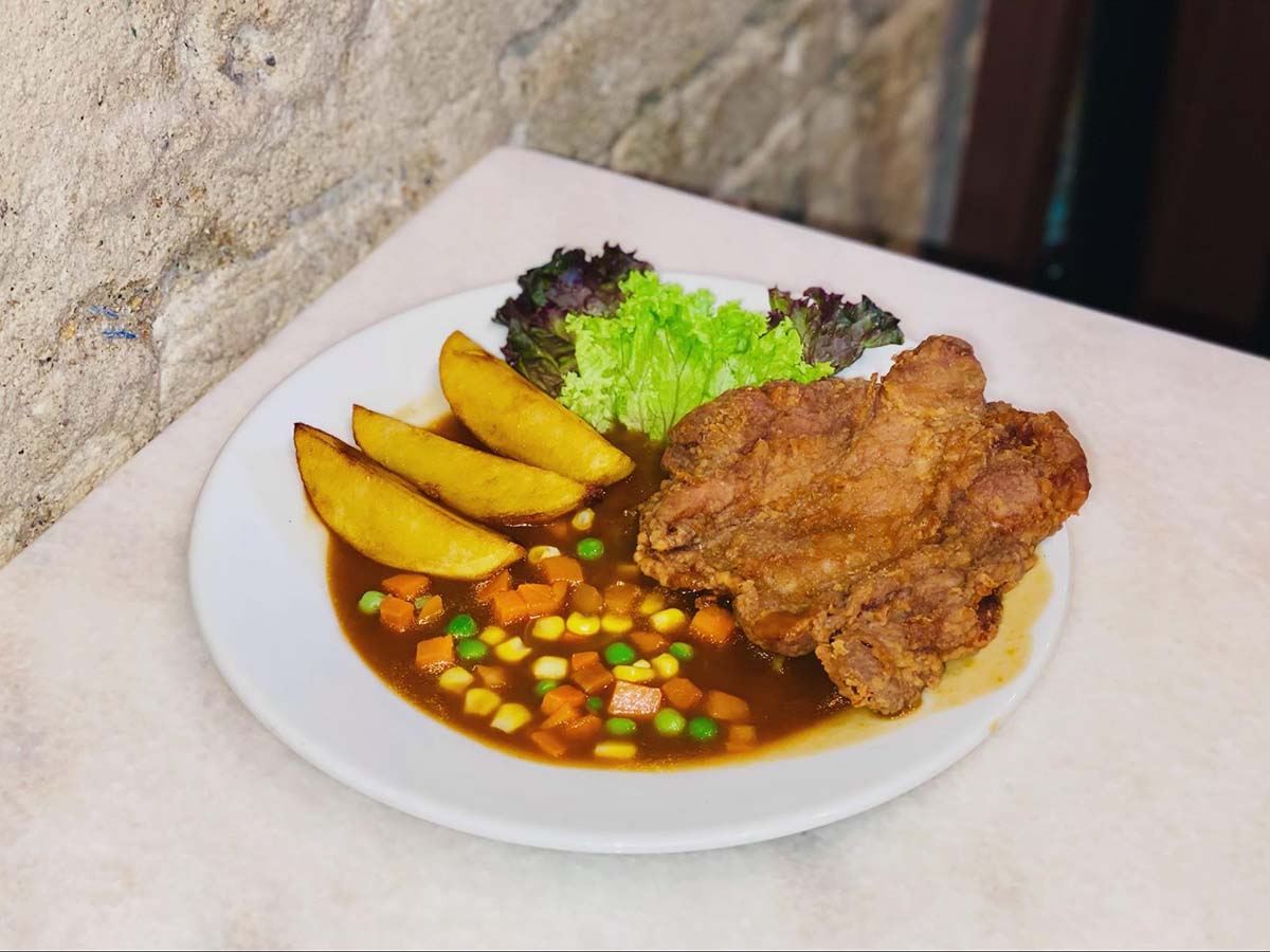 Ho Kow Hainan Kopitiam - Chicken chop