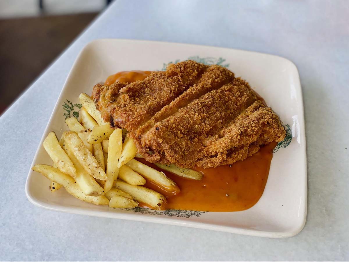 Kopi Khuat - Hainanese Chicken Chop