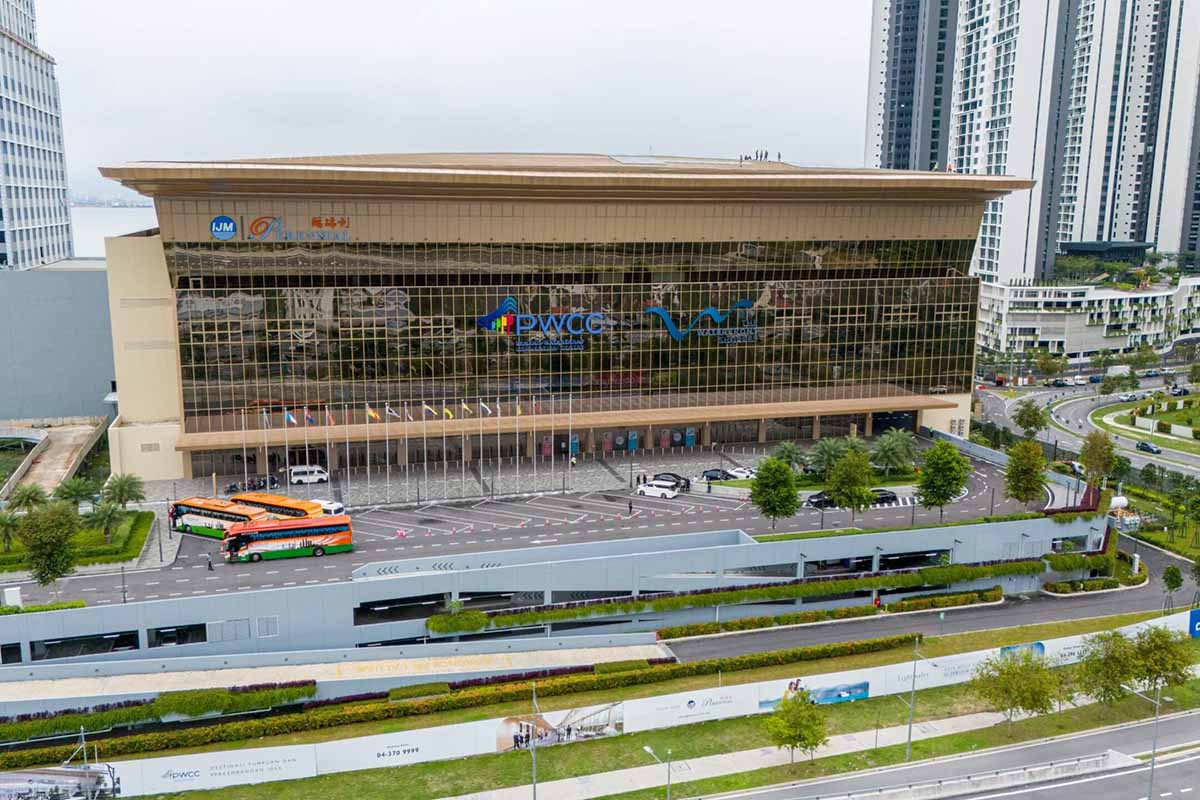 The Waterfront Shoppes - PWCC