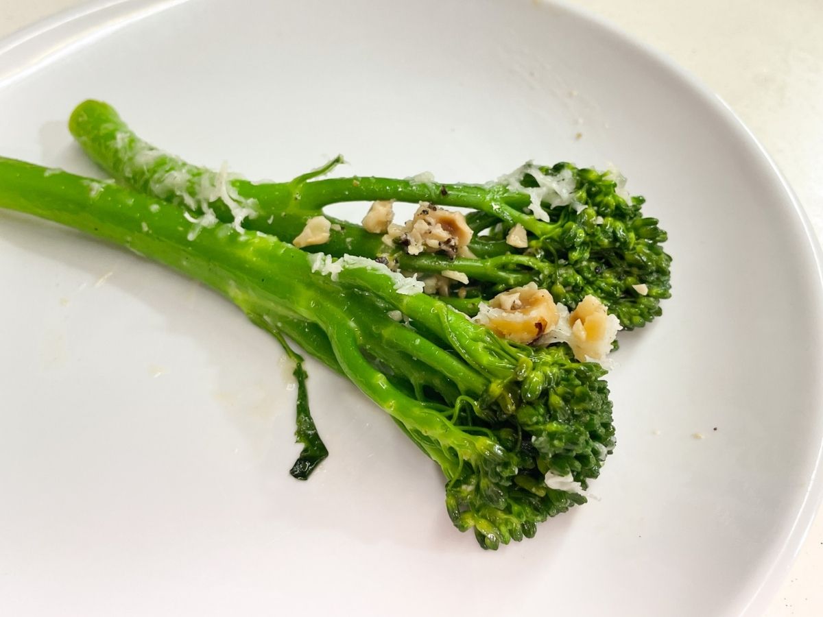 reuben's - broccolini 2