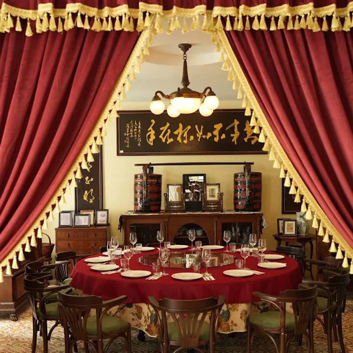 LAMA Nyonya Restaurant - Ambience