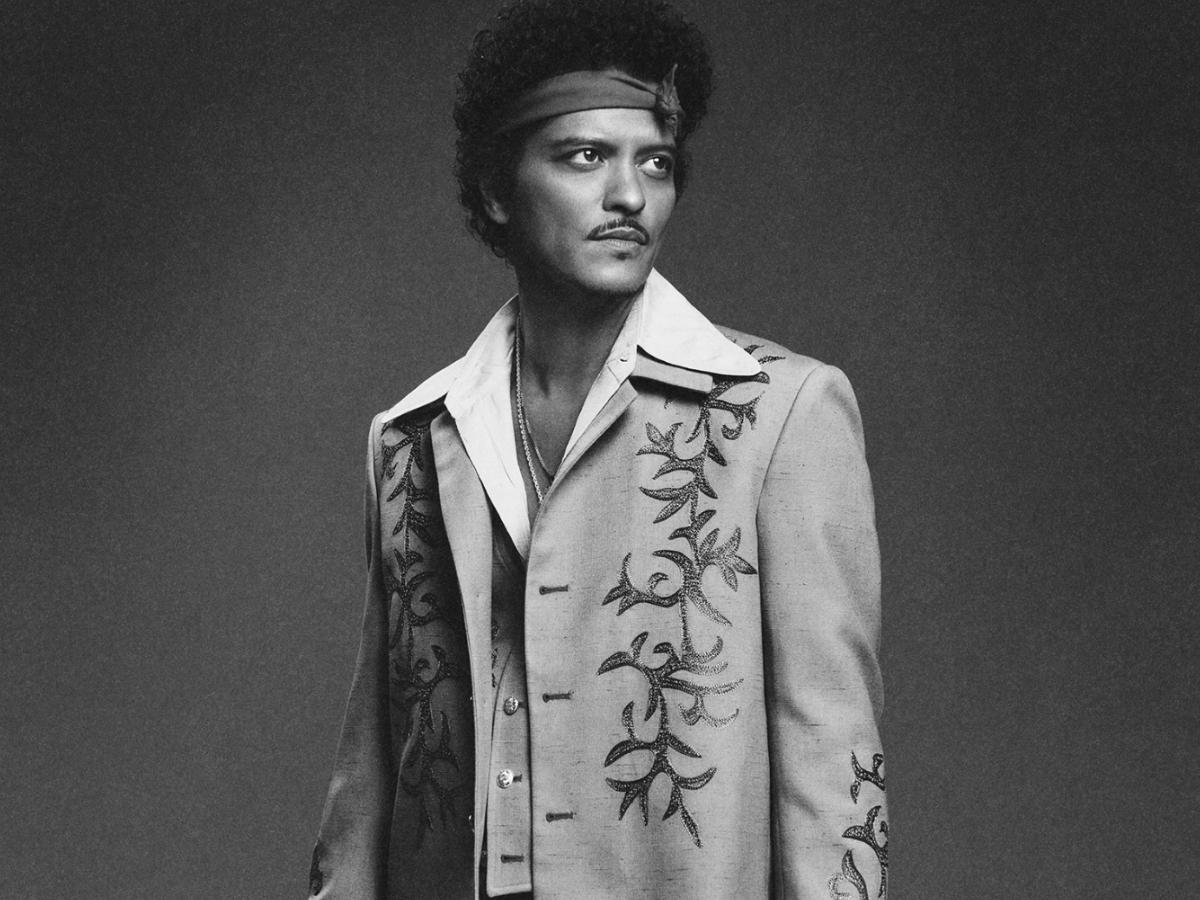 bruno mars the romantic tour - bruno mars