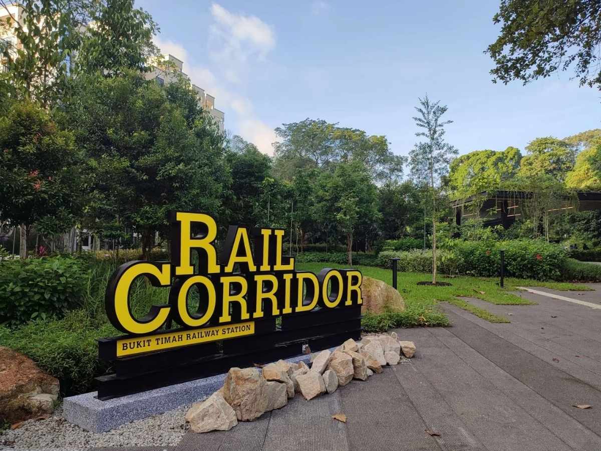 5 makan spots along rail corridor - logo